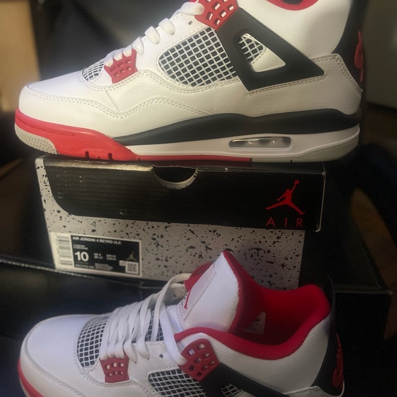 AIR JORDAN 4 RETRO (FLAME RED) SIZE 10 MEN BRAND NEW - Picture 2 of 4
